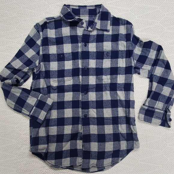 {Gap} Flannel Plaid Button Up - Picture 1 of 3